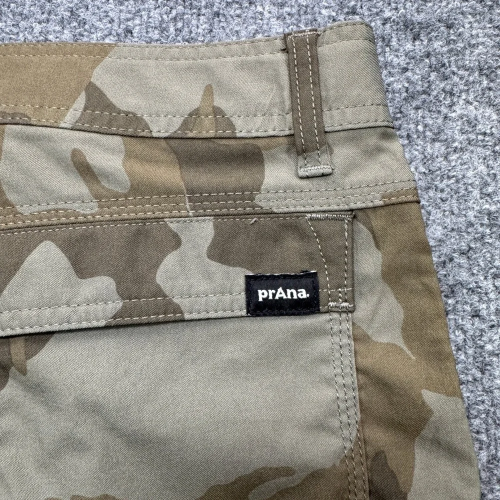 prAna Zion Cargo Shorts Mens 30 Green Camo 9